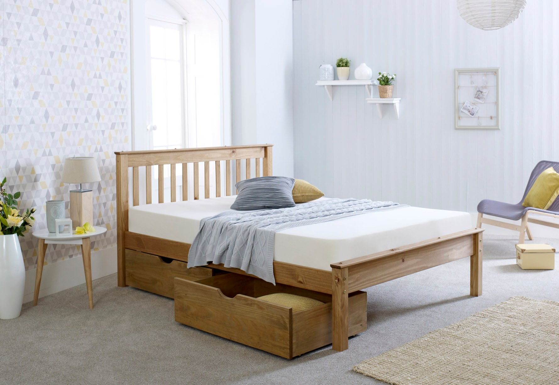 Chester Traditional Design Waxed Solid Pine Wooden Bed