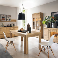 Cortina Extending dining table in Grandson Oak